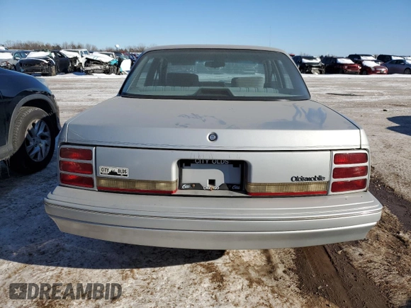 1993 Oldsmobile Cutlass Ciera S z VIN 1G3AG55N1P6333784, wystawiony jako Copart lot #44368645 z przebiegiem 82 129 mil mil oraz Czysty tytuł • Clean title. Historia ofert i sprzedaży dostępna na DreamBid. Obrazek 6.