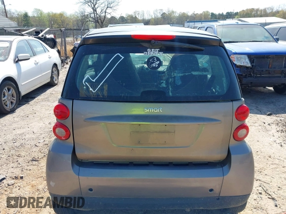 2009 Smart fortwo Pure z VIN WMEEJ31X99K302227, wystawiony jako IAAI lot #41900573 z przebiegiem 30 730 mil mil oraz . Historia ofert i sprzedaży dostępna na DreamBid. Obrazek 14.