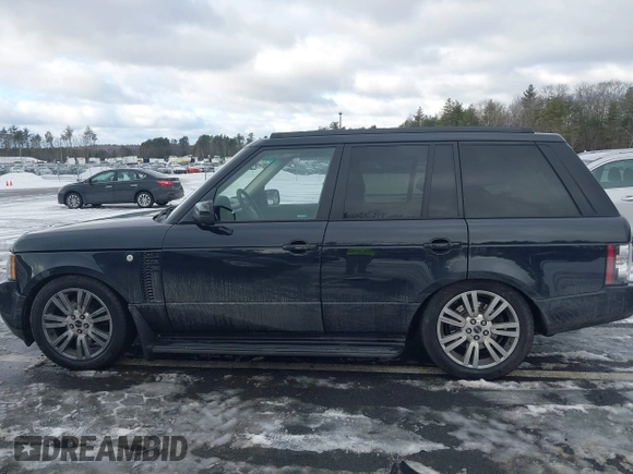 2012 Land Rover Range Rover HSE Lux z VIN SALMF1D49CA371040, wystawiony jako IAAI lot #41474438 z przebiegiem 138 013 mil mil oraz . Historia ofert i sprzedaży dostępna na DreamBid. Obrazek 13.
