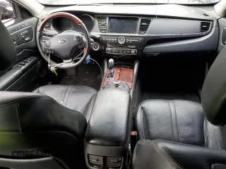 2015 Kia K900 Luxury z VIN KNALW4D41F6022818, wystawiony jako Copart lot #45049265 z przebiegiem Nie podano mil oraz Czysty tytuł • Clean title. Historia ofert i sprzedaży dostępna na DreamBid. Obrazek 8.