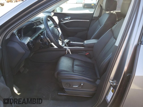 2021 Audi e-tron Prestige with VIN WA1VABGE4MB017274, listed as a Copart auction lot 51083674 with 19,102 mi miles and Clean title. Bid and sale history available at DreamBid. Image 7.