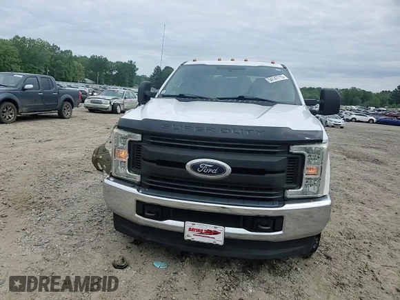 2017 Ford F-350 Lariat с VIN 1FT8W3DT0HEB40748, выставлен на аукционе Copart как лот 54147715 с пробегом 140 800 миль миль и Чистый • Clean title. История ставок и продаж доступна на DreamBid. Изображение 13.