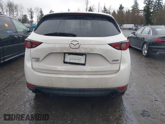 2017 Mazda CX-5 Grand Touring with VIN JM3KFBDL5H0148574, listed as a IAAI auction lot 41867827 with 32,382 mi miles. Bid and sale history available at carsss.com. Image 16.