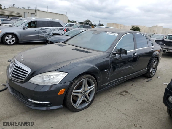 2012 Mercedes-Benz S-Class S 550 with VIN WDDNG7DB7CA466826, listed as a Copart auction lot 88154585 with 127,856 mi miles and Salvage Title. Bid and sale history available at carsss.com. Image 1.