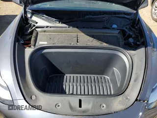 2022 Tesla Model Y Long Range with VIN 7SAYGDEE2NF402320, listed as a Copart auction lot 50396605 with 27,426 mi miles and Salvage Title. Bid and sale history available at DreamBid. Image 11.