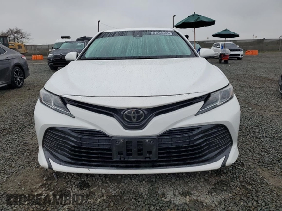 2020 Toyota Camry LE with VIN 4T1C11AK8LU361548, listed as a Copart auction lot 51268395 with 209,349 mi miles and Salvage Title. Bid and sale history available at carsss.com. Image 5.