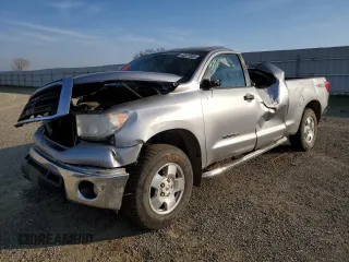 2013 Toyota Tundra z VIN 5TFUM5F13DX048947, wystawiony jako Copart lot #43377565 z przebiegiem 117 535 mil mil oraz Szkoda całkowita • Salvage title. Historia ofert i sprzedaży dostępna na DreamBid. Obrazek 1.