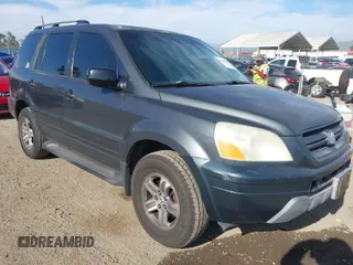 2003 Honda Pilot EX with VIN 2HKYF18483H577462, listed as a IAAI auction lot 42024638 with 246,158 mi miles. Bid and sale history available at carsss.com. Image 1.