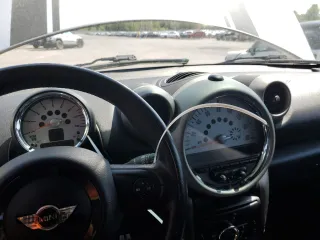 2012 MINI Countryman S with VIN WMWZC5C59CWM11849, listed as a Copart auction lot 54422655 with Not Provided miles and Salvage Title. Bid and sale history available at DreamBid. Image 9.