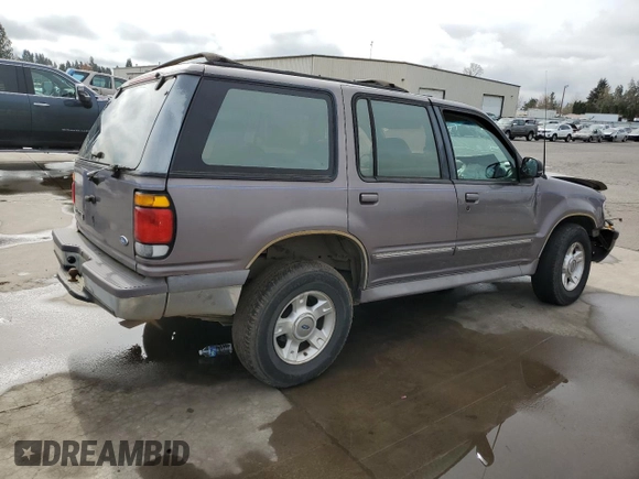1996 Ford Explorer XL z VIN 1FMDU34X6TZB71667, wystawiony jako Copart lot #51969375 z przebiegiem 226 288 mil mil oraz Szkody całkowita. Historia ofert i sprzedaży dostępna na DreamBid. Obrazek 3.