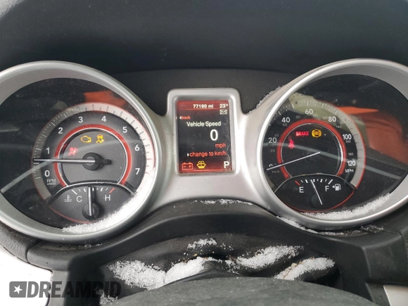 2018 Dodge Journey SXT z VIN 3C4PDDBG8JT374963, wystawiony jako Copart lot #44650135 z przebiegiem 77 190 mil mil oraz Szkoda całkowita • Salvage title. Historia ofert i sprzedaży dostępna na DreamBid. Obrazek 9.