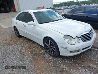 2007 Mercedes-Benz E 350 z VIN WDBUF56X97B178164, wystawiony jako IAAI lot #42251055 z przebiegiem 185 444 mil mil oraz . Historia ofert i sprzedaży dostępna na DreamBid. Obrazek 1.