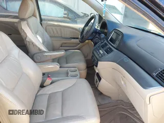 2007 Honda Odyssey EX-L with VIN 5FNRL387X7B030071, listed as a IAAI auction lot 42097074 with 231,624 mi miles. Bid and sale history available at carsss.com. Image 5.