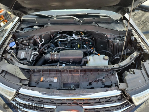 2023 Ford Explorer XLT with VIN 1FMSK7DH9PGC37708, listed as a Copart auction lot 60152715 with 17,697 mi miles and Salvage title. Bid and sale history available at DreamBid. Image 12.