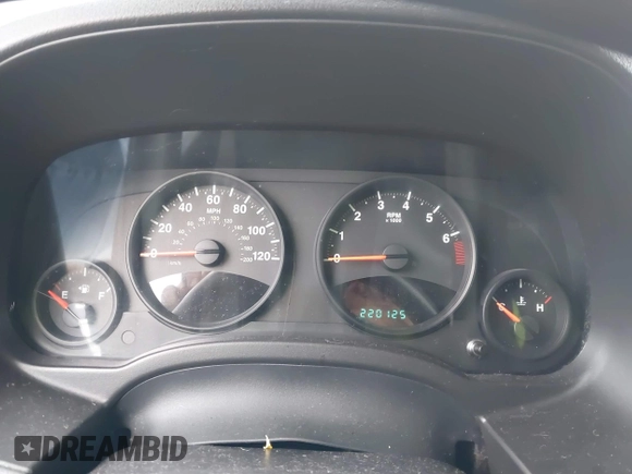 2013 Jeep Patriot Sport with VIN 1C4NJRBB5DD138928, listed as a IAAI auction lot 41642193 with 220,125 mi miles and . Bid and sale history available at carsss.com. Image 7.