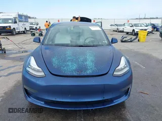 2018 Tesla Model 3 Long Range Battery with VIN 5YJ3E1EB9JF134958, listed as a IAAI auction lot 41980958 with 80,367 mi miles and . Bid and sale history available at DreamBid. Image 11.