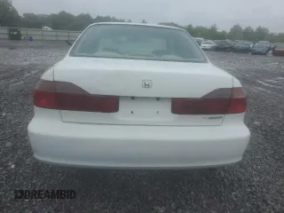 1999 Honda Accord LX z VIN 1HGCG5644XA113195, wystawiony jako Copart lot #58766345 z przebiegiem 187 114 mil mil oraz Szkoda całkowita • Salvage title. Historia ofert i sprzedaży dostępna na DreamBid. Obrazek 6.