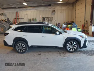 2025 Subaru Outback Touring XT with VIN 4S4BTGPD0S3223833, listed as a IAAI auction lot 41850418 with 277 mi miles and . Bid and sale history available at DreamBid. Image 13.
