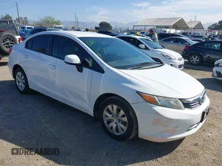 2012 Honda Civic LX z VIN 19XFB2F53CE300999, wystawiony jako IAAI lot #41814159 z przebiegiem 108 317 mil mil oraz . Historia ofert i sprzedaży dostępna na DreamBid. Obrazek 1.