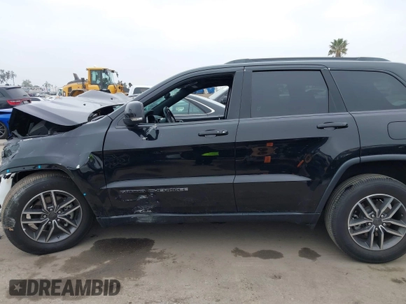 2020 Jeep Grand Cherokee Limited with VIN 1C4RJEBG2LC181634, listed as a IAAI auction lot 42145979 with Not provided miles and . Bid and sale history available at DreamBid. Image 14.