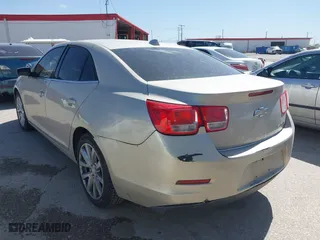 2013 Chevrolet Malibu LT with VIN 1G11E5SA4DF266366, listed as a IAAI auction lot 41806494 with 276,759 mi miles. Bid and sale history available at carsss.com. Image 3.