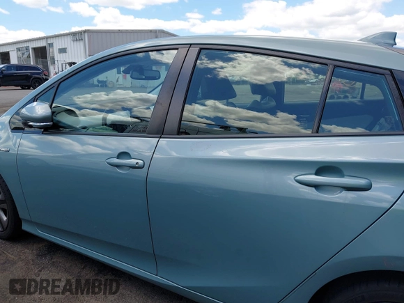 2019 Toyota Prius L Eco z VIN JTDKARFU8K3095669, wystawiony jako IAAI lot #42334160 z przebiegiem 59 882 mil mil oraz . Historia ofert i sprzedaży dostępna na DreamBid. Obrazek 14.