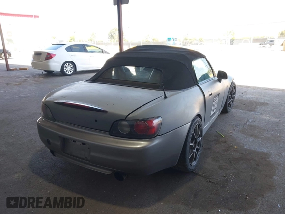 2002 Honda S2000 with VIN JHMAP11432T008634, listed as a IAAI auction lot 42110993 with Not Provided miles and . Bid and sale history available at DreamBid. Image 4.