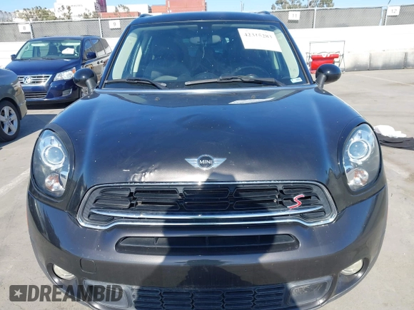 2015 MINI Countryman S z VIN WMWZC3C55FWT01471, wystawiony jako IAAI lot #42315283 z przebiegiem 93 206 mil mil oraz . Historia ofert i sprzedaży dostępna na DreamBid. Obrazek 6.