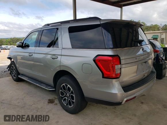 2022 Ford Expedition XLT with VIN 1FMJU1HT0NEA67698, listed as a Copart auction lot 54752634 with 21,827 mi miles and Clean Title. Bid and sale history available at carsss.com. Image 2.