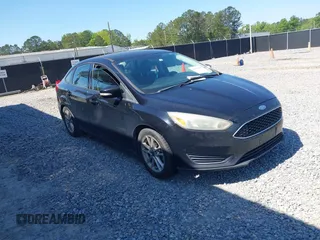 2016 Ford Focus SE with VIN 1FADP3F26GL285390, listed as a IAAI auction lot 42036840 with 228,425 mi miles. Bid and sale history available at carsss.com. Image 1.