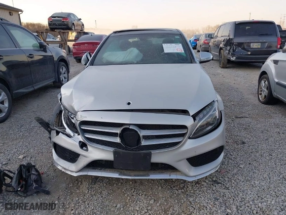 2015 Mercedes-Benz C-Class C 300 Luxury with VIN 55SWF4KB3FU032836, listed as a IAAI auction lot 41771292 with 80,288 mi miles. Bid and sale history available at carsss.com. Image 12.
