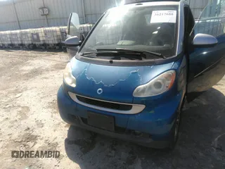 2009 Smart fortwo Passion with VIN WMEEK31XX9K284673, listed as a IAAI auction lot 36217688 with 80,726 mi miles and . Bid and sale history available at DreamBid. Image 6.