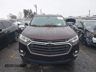 2019 Chevrolet Traverse LT z VIN 1GNERHKW8KJ117969, wystawiony jako IAAI lot #41619931 z przebiegiem 64 767 mil mil oraz . Historia ofert i sprzedaży dostępna na DreamBid. Obrazek 12.