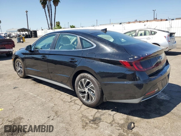 2022 Hyundai Sonata Hybrid Blue with VIN KMHL24JJ9NA041424, listed as a Copart auction lot 70693204 with 32,689 mi miles and Salvage Title. Bid and sale history available at carsss.com. Image 2.