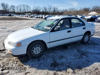 1994 Honda Accord DX with VIN 1HGCD5620RA174215, listed as a Copart auction lot 46166095 with 100,754 mi miles and Salvage Title. Bid and sale history available at carsss.com. Image 1.