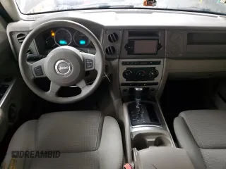 2006 Jeep Commander z VIN 1J8HG48K86C296039, wystawiony jako Copart lot #84716894 z przebiegiem 181 297 mil mil oraz Szkoda całkowita • Salvage title. Historia ofert i sprzedaży dostępna na DreamBid. Obrazek 8.