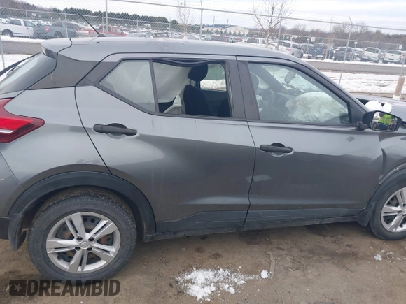 2020 Nissan Kicks S with VIN 3N1CP5BV6LL560095, listed as a IAAI auction lot 41305423 with 109,017 mi miles. Bid and sale history available at carsss.com. Image 14.
