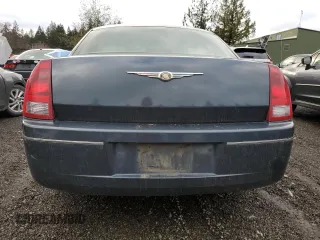 2007 Chrysler 300 Signature with VIN 2C3KA53G87H634646, listed as a Copart auction lot 82410294 with 189,005 mi miles and Salvage Title. Bid and sale history available at carsss.com. Image 6.