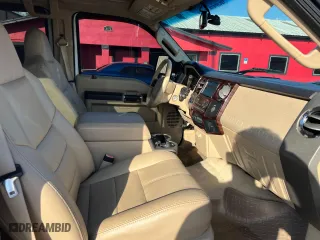 2008 Ford Super Duty F-350 DRW XL with VIN 1FTWW33R98EA23148, listed as a Copart auction lot 81268124 with 252,851 mi miles and Clean Title. Bid and sale history available at carsss.com. Image 5.