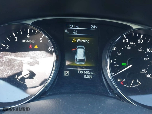 2015 Nissan Rogue SV with VIN 5N1AT2MV3FC924237, listed as a IAAI auction lot 41697027 with 139139 miles. Bid and sale history available at carsss.com. Image 7.