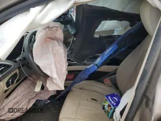 2019 Lincoln MKZ Reserve II z VIN 3LN6L5E99KR633939, wystawiony jako Copart lot #50454485 z przebiegiem Nie podano mil oraz Szkoda całkowita • Salvage title. Historia ofert i sprzedaży dostępna na DreamBid. Obrazek 7.