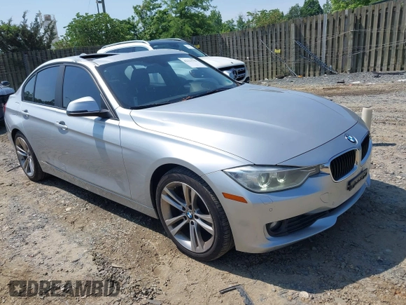 2015 BMW 3 Series 328i с VIN WBA3A5G51FNS84997, выставлен на аукционе IAAI как лот 42223796 с пробегом 109 597 миль миль и . История ставок и продаж доступна на DreamBid. Изображение 1.