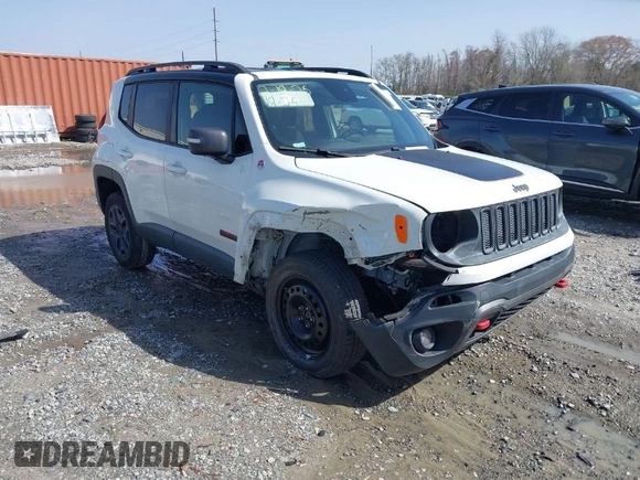 2018 Jeep Renegade Trailhawk with VIN ZACCJBCB9JPG81032, listed as a IAAI auction lot 41722934 with 178,502 mi miles. Bid and sale history available at carsss.com. Image 1.