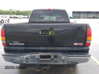 2006 GMC Sierra 1500 SLT with VIN 2GTEK13T561232618, listed as a IAAI auction lot 42086899 with 310,473 mi miles and . Bid and sale history available at carsss.com. Image 15.