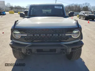 2024 Ford Bronco Wildtrak z VIN 1FMEE2BP6RLA70218, wystawiony jako Copart lot #41918605 z przebiegiem 3 782 mil mil oraz Szkoda całkowita • Salvage title. Historia ofert i sprzedaży dostępna na DreamBid. Obrazek 5.