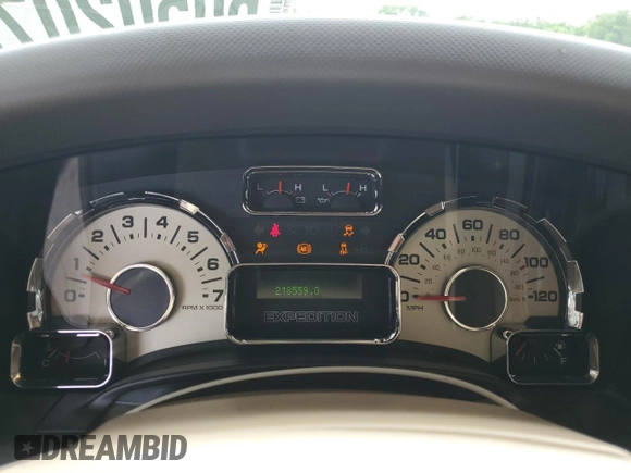 2013 Ford Expedition XLT with VIN 1FMJU1J57DEF42919, listed as a Copart auction lot 60502075 with 218,559 mi miles and Salvage title. Bid and sale history available at DreamBid. Image 9.