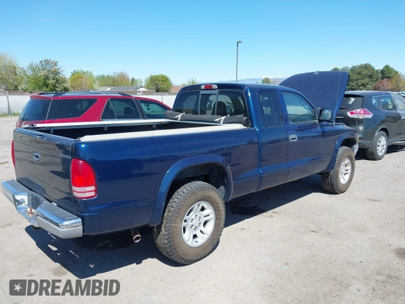 2001 Dodge Dakota Sport z VIN 1B7GG22N21S276507, wystawiony jako IAAI lot #42072844 z przebiegiem 225 874 mil mil oraz . Historia ofert i sprzedaży dostępna na DreamBid. Obrazek 4.