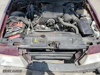 2005 Mercury Grand Marquis LS Premium with VIN 2MEFM75W05X632265, listed as a Copart auction lot 67669494 with 106,028 mi miles and Non Repairable. Bid and sale history available at carsss.com. Image 11.