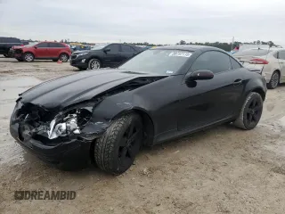 2006 Mercedes-Benz SLK-Class 3.0L with VIN WDBWK54F06F106825, listed as a Copart auction lot 88757115 with 71,383 mi miles and Salvage Title. Bid and sale history available at carsss.com. Image 1.