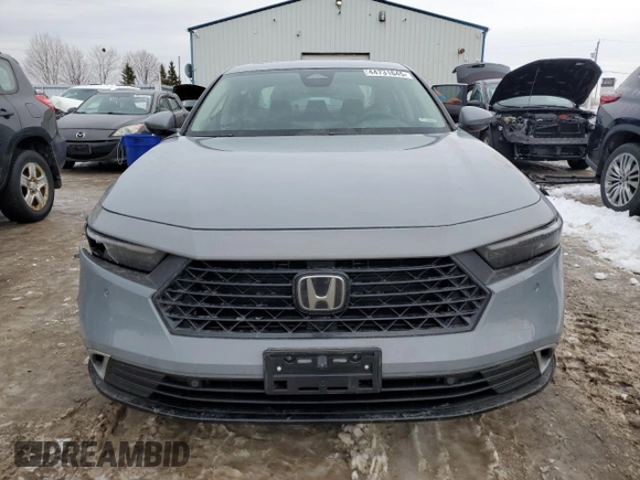 2025 Honda Accord Touring with VIN 1HGCY2F80SA800276, listed as a Copart auction lot 44731645 with 8,029 mi miles and Clean title. Bid and sale history available at DreamBid. Image 5.